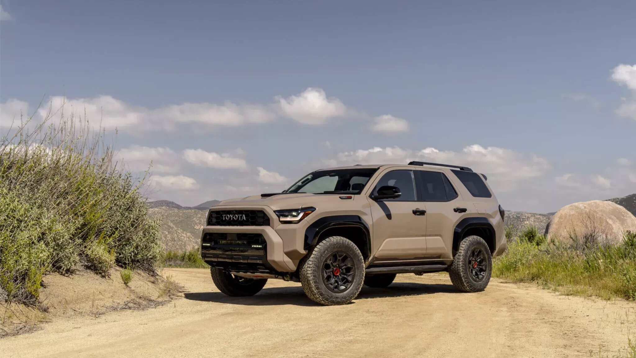 Toyota объяснила, почему у 4Runner не будет механической коробки