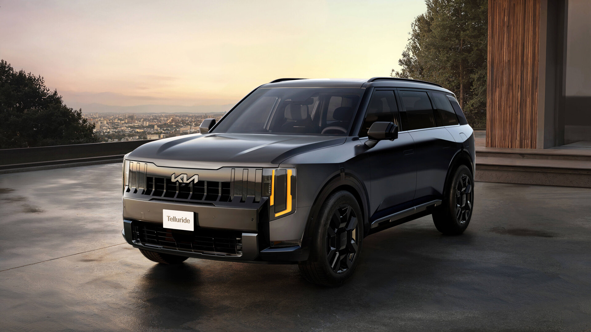 Новый Kia Telluride показали вместе с вседорожной версией