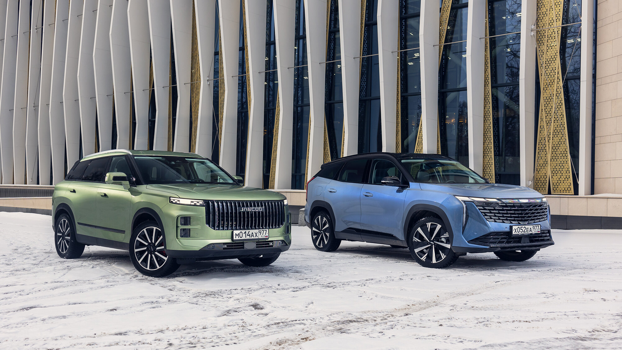 Geely Atlas против Jaecoo J7: сравнительный тест самых нескучных кроссоверов из Китая