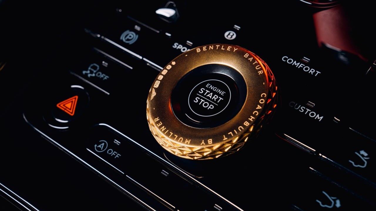 В Bentley освоили 3D-печать настоящим золотом