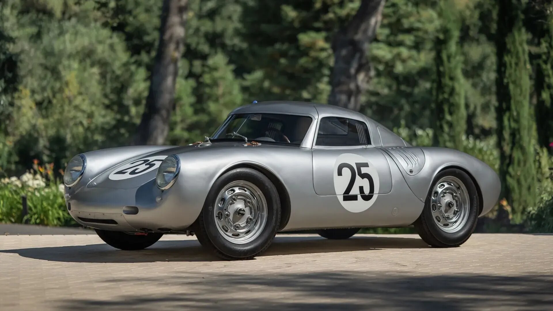 Победивший в Ле-Мане Porsche 550A планируют продать за 7,5 миллиона долларов