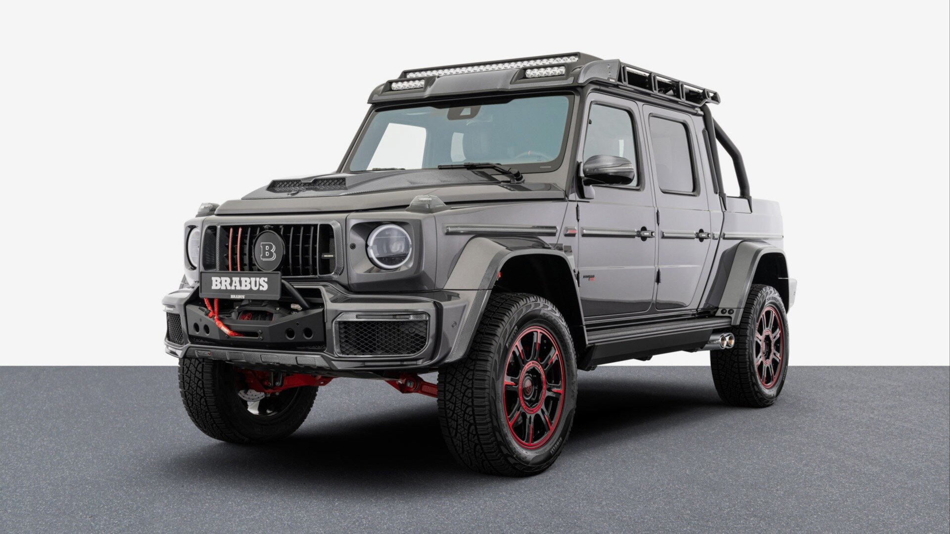 900-сильный пикап G-класса от Brabus продают почти за миллион долларов