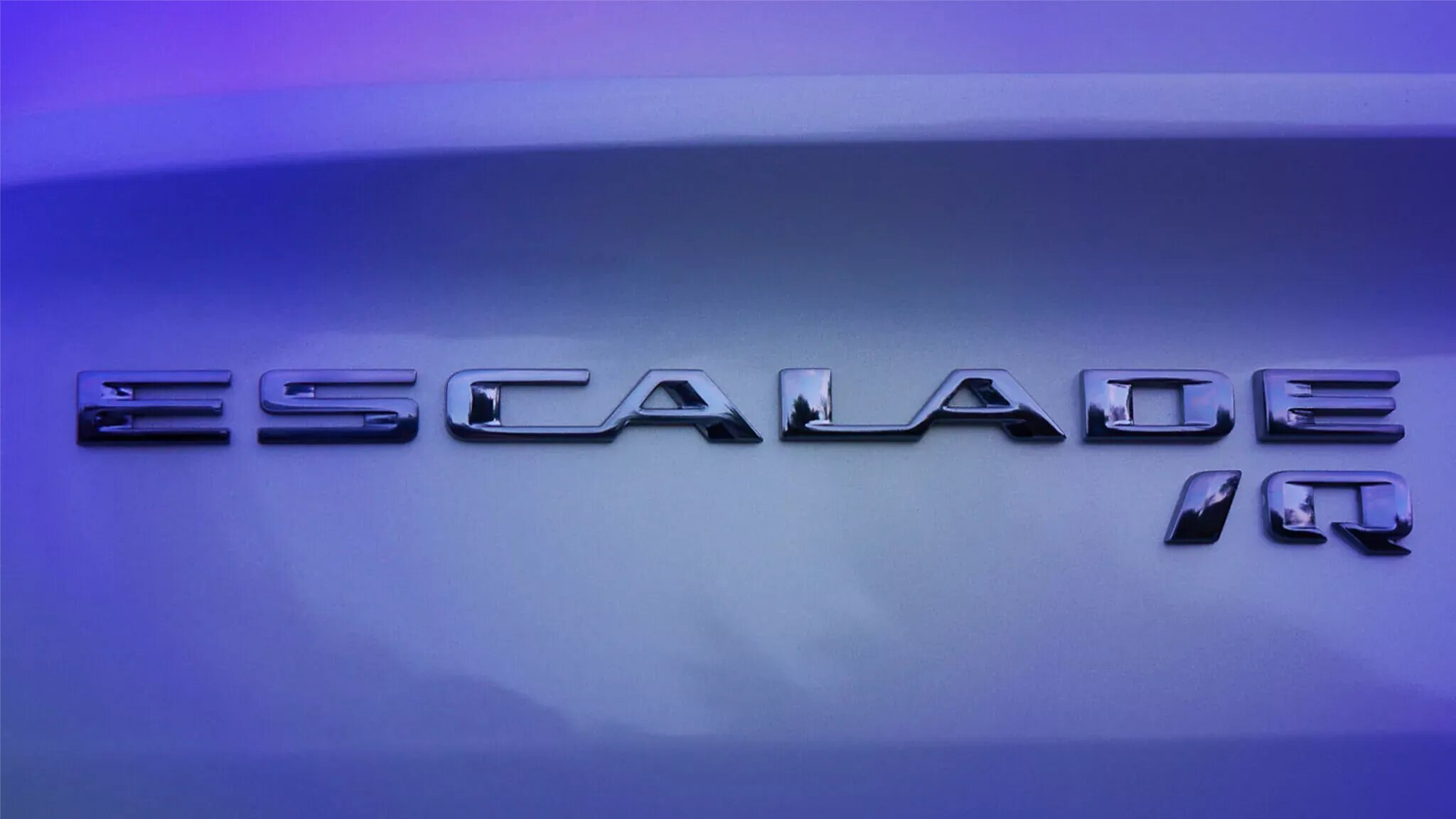 Cadillac показал первое фото электрического Escalade