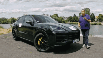 Самый мощный серийный Porsche Cayenne впервые показали на видео