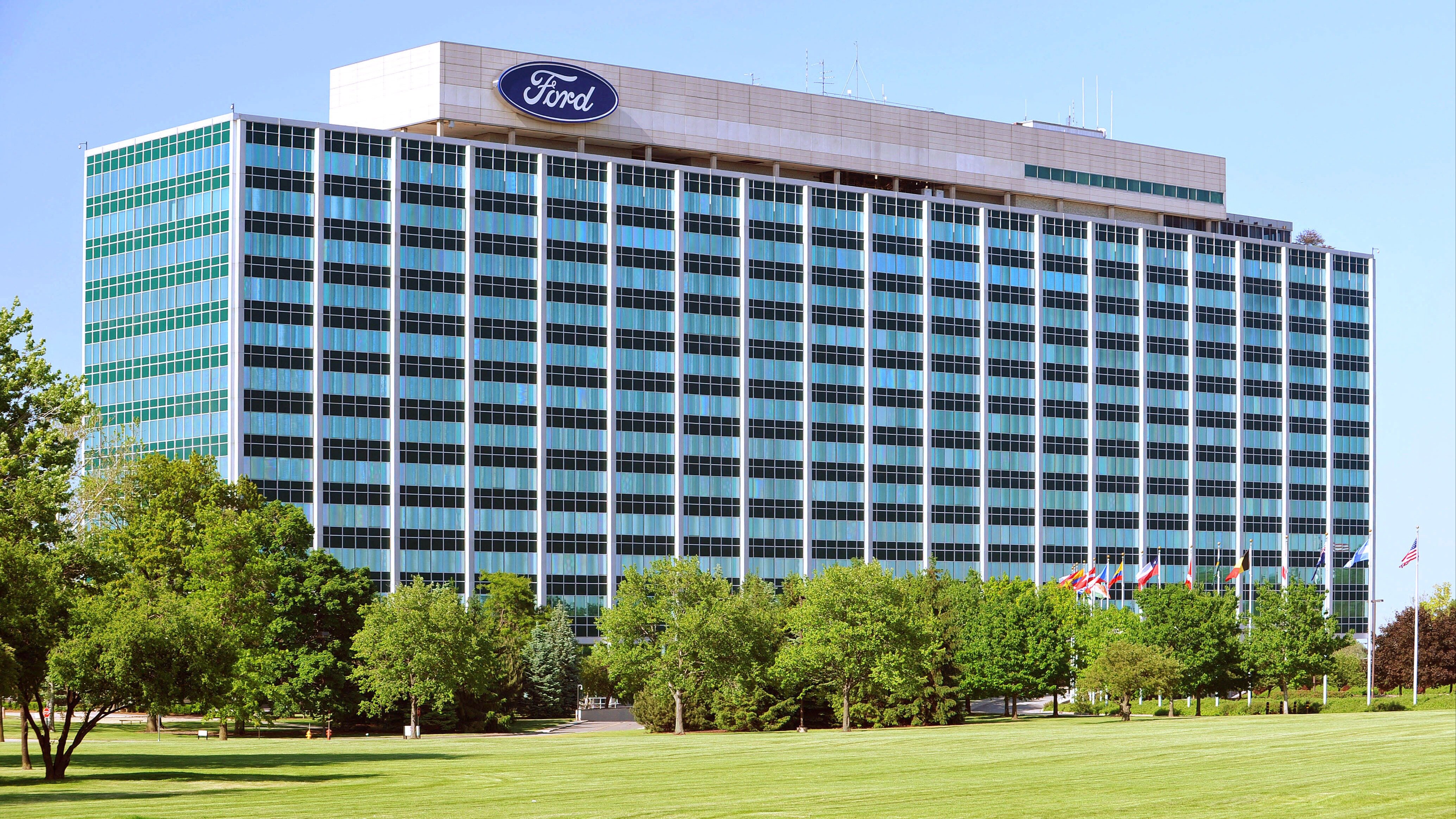 Ford снесёт штаб-квартиру, которую занимал почти 70 лет