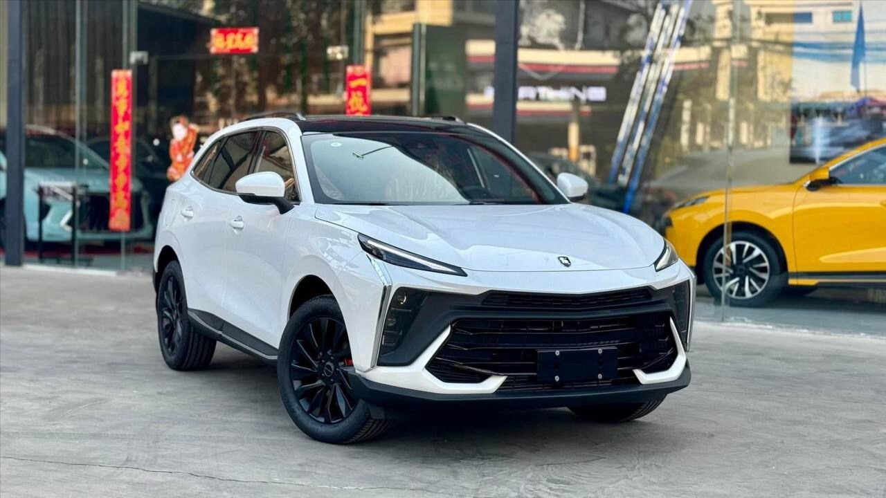 Похожий на Lamborghini Urus китайский кроссовер получит в России три варианта оформления