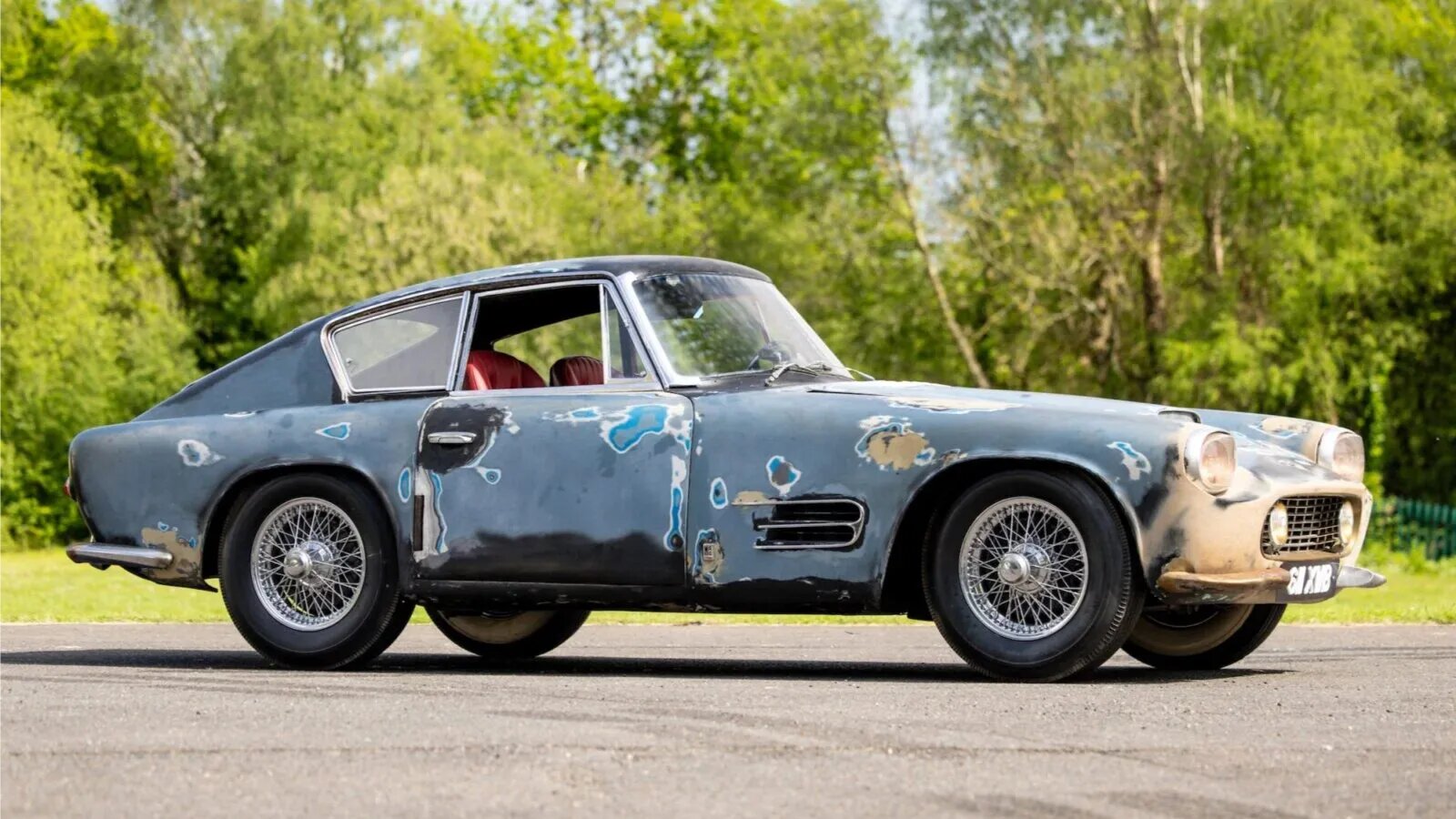 Единственный в мире Jaguar XK 140 с «итальянским» кузовом продадут на аукционе