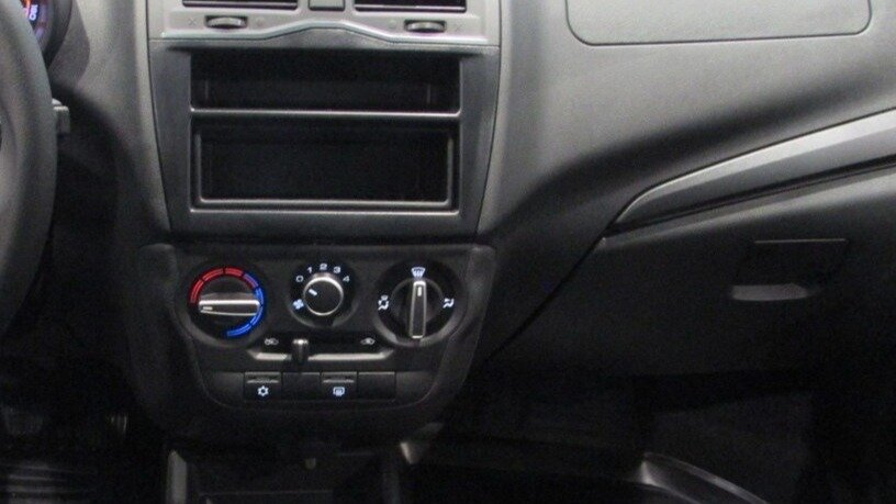«Антикризисная» Lada Granta получит кондиционер