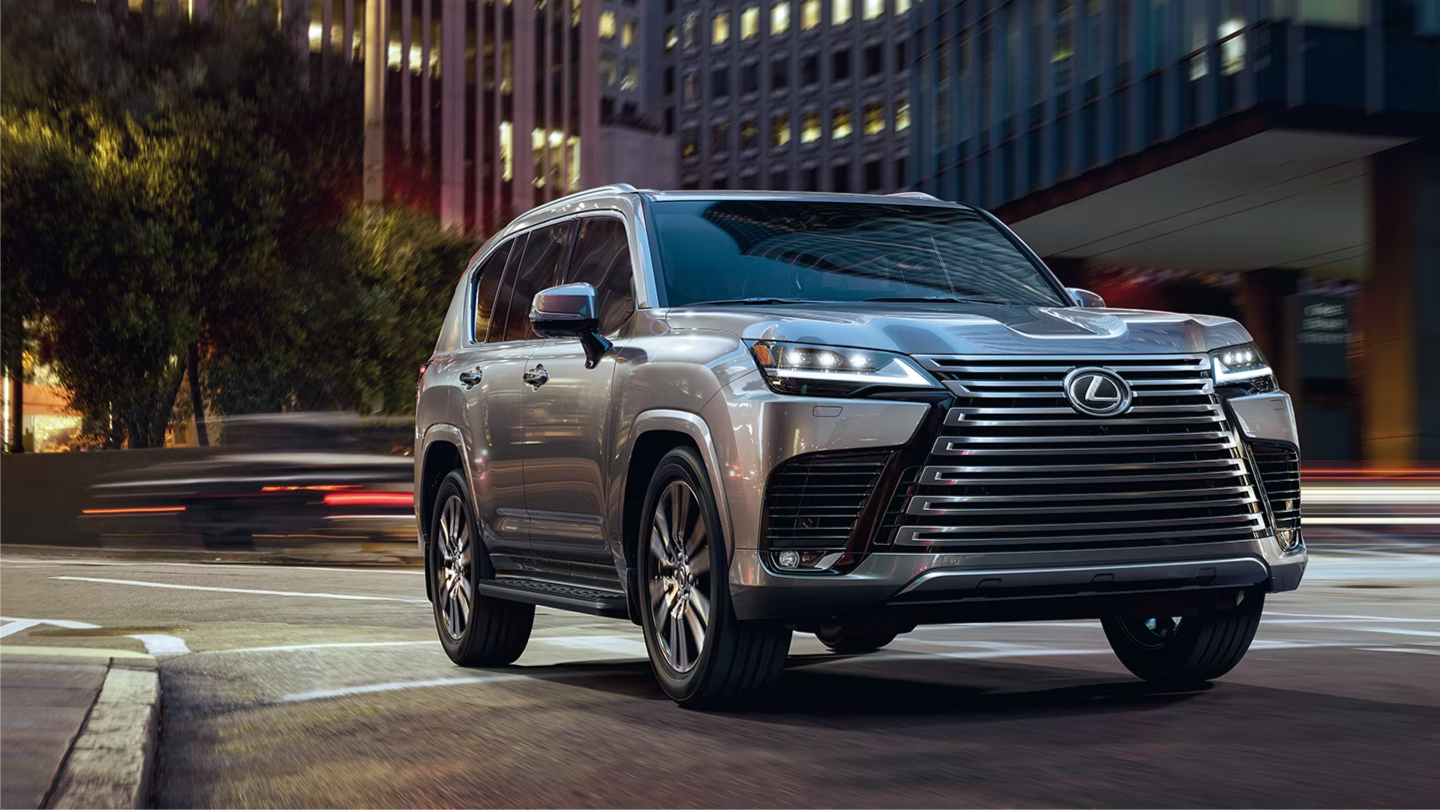 Toyota бесплатно заменит двигатели на 100 тысячах пикапов и внедорожников