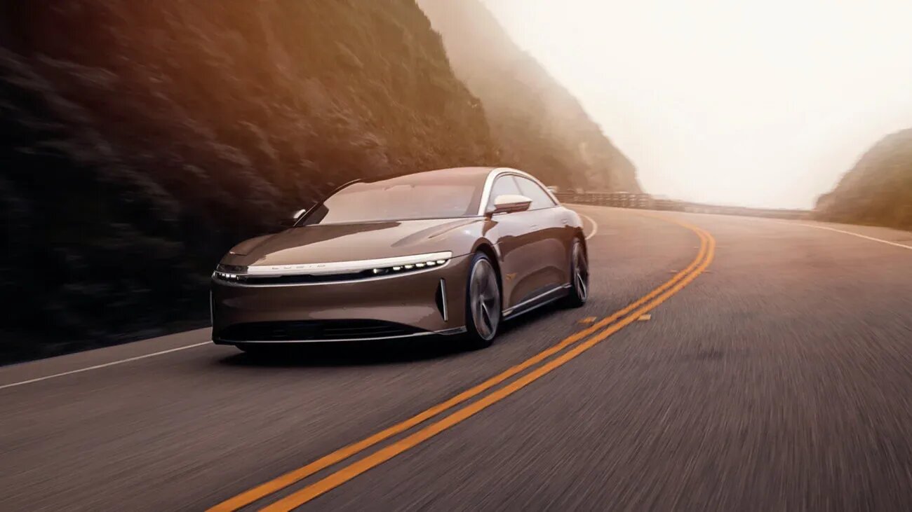 Lucid Air официально стал самым дальнобойным электрокаром в мире