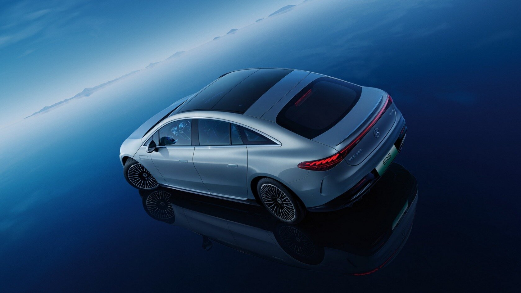 Mercedes-Benz даёт огромные скидки на электрокары в Китае из-за низкого спроса