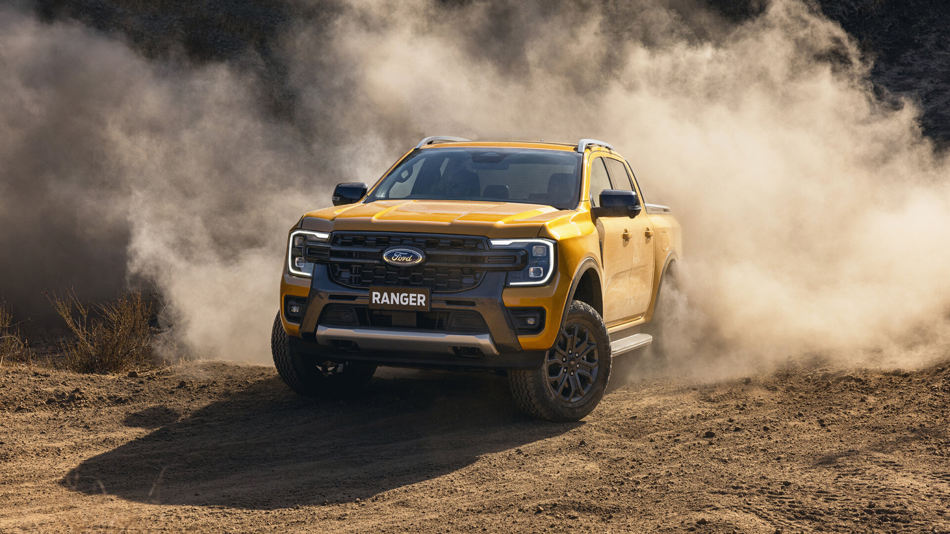Представлен новый Ford Ranger: два полных привода, новый дизель V6 и управление через FordPass