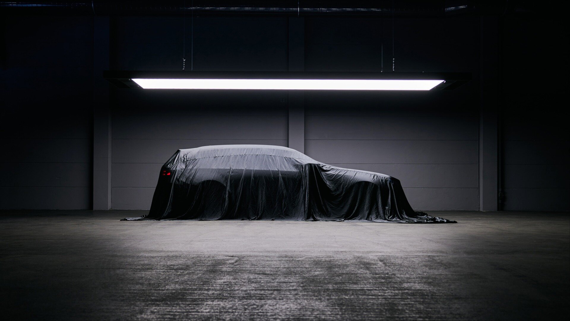 Опубликовано первое изображение нового универсала BMW M5