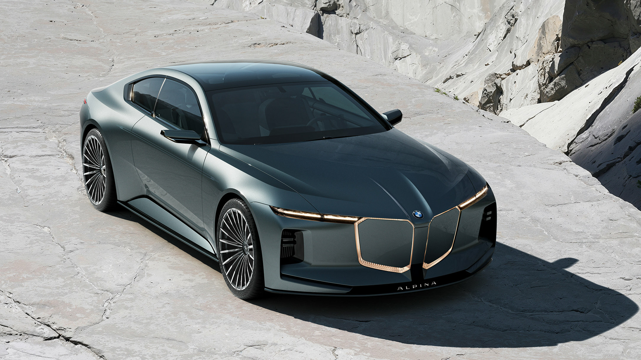 Концепт Vision BMW Alpina оказался огромным купе с мотором V8