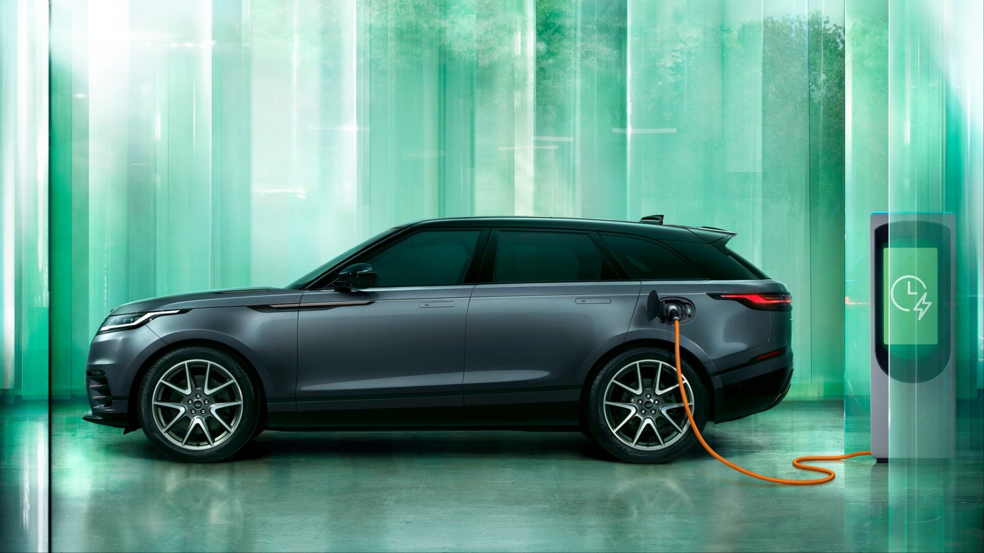Range Rover Velar станет электромобилем до 2025 года