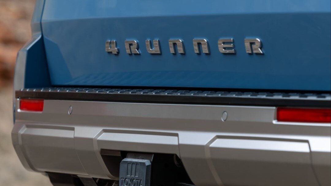 Новое поколение Toyota 4Runner: первое фото