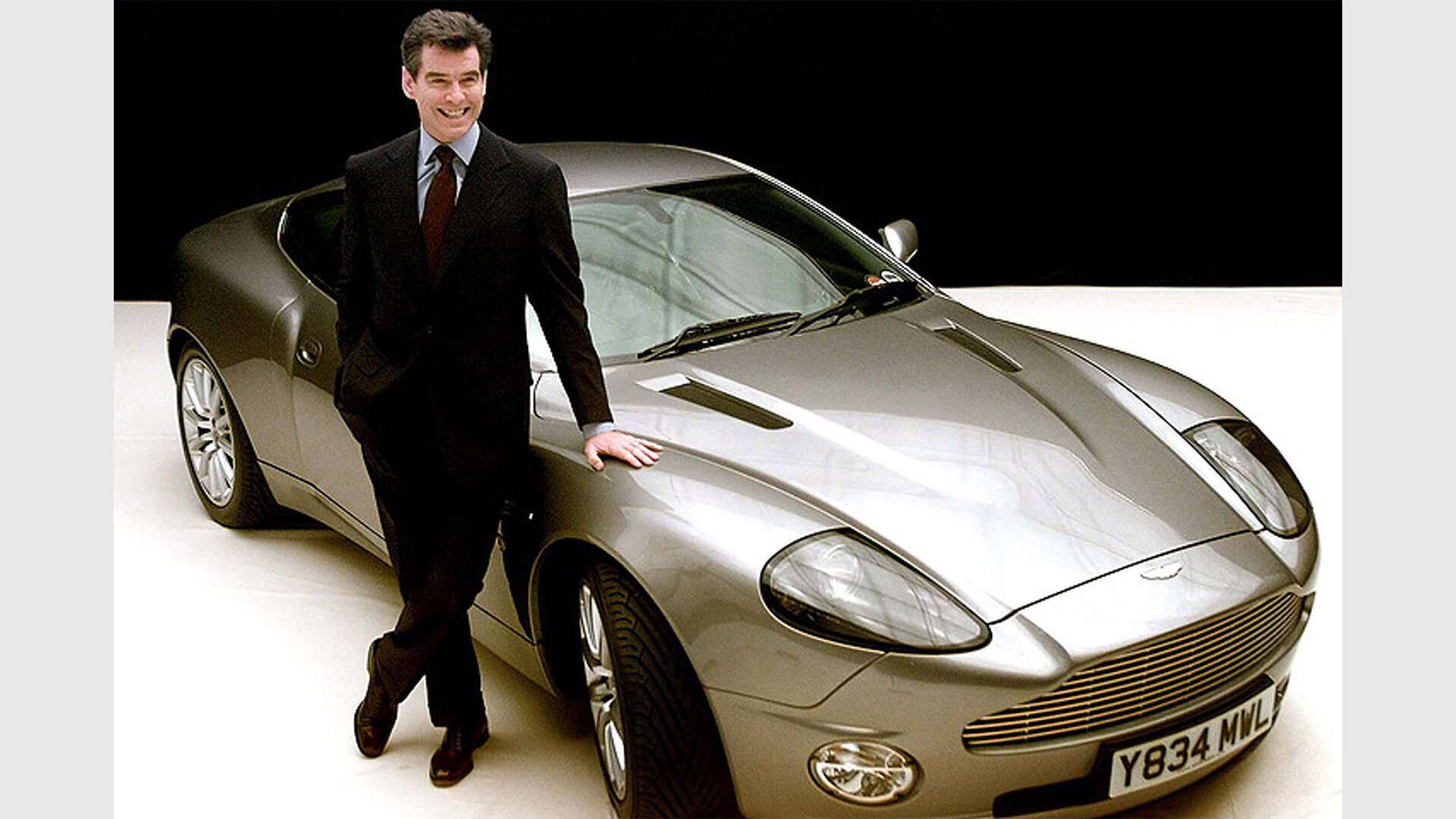 С молотка уйдёт Aston Martin Vanquish из рекламы фильма о Джеймсе Бонде