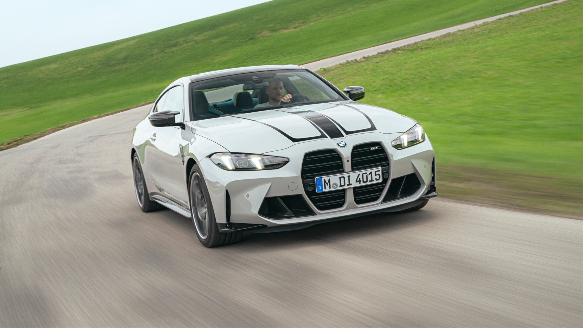 Рестайлинг BMW 4 серии: новые фары и мощный мотор