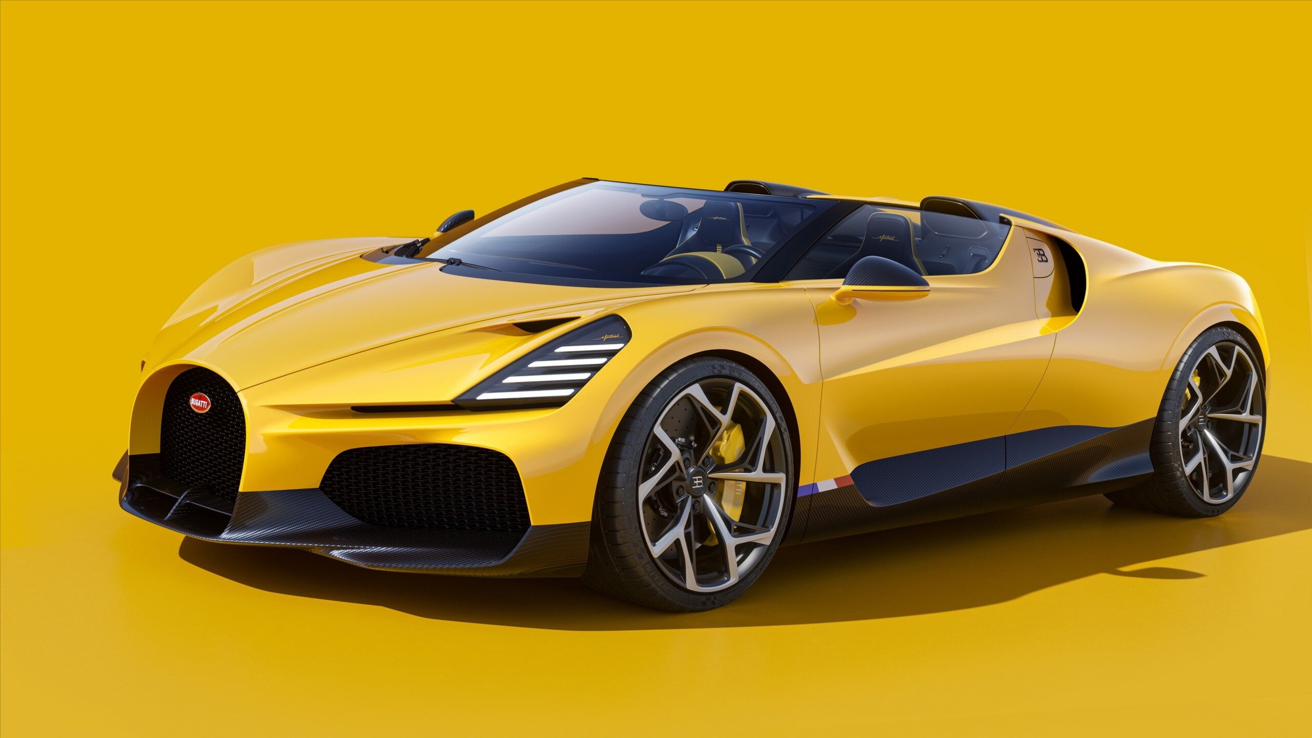 Суперкар Bugatti Mistral, производство которого ещё не началось, продают в Германии