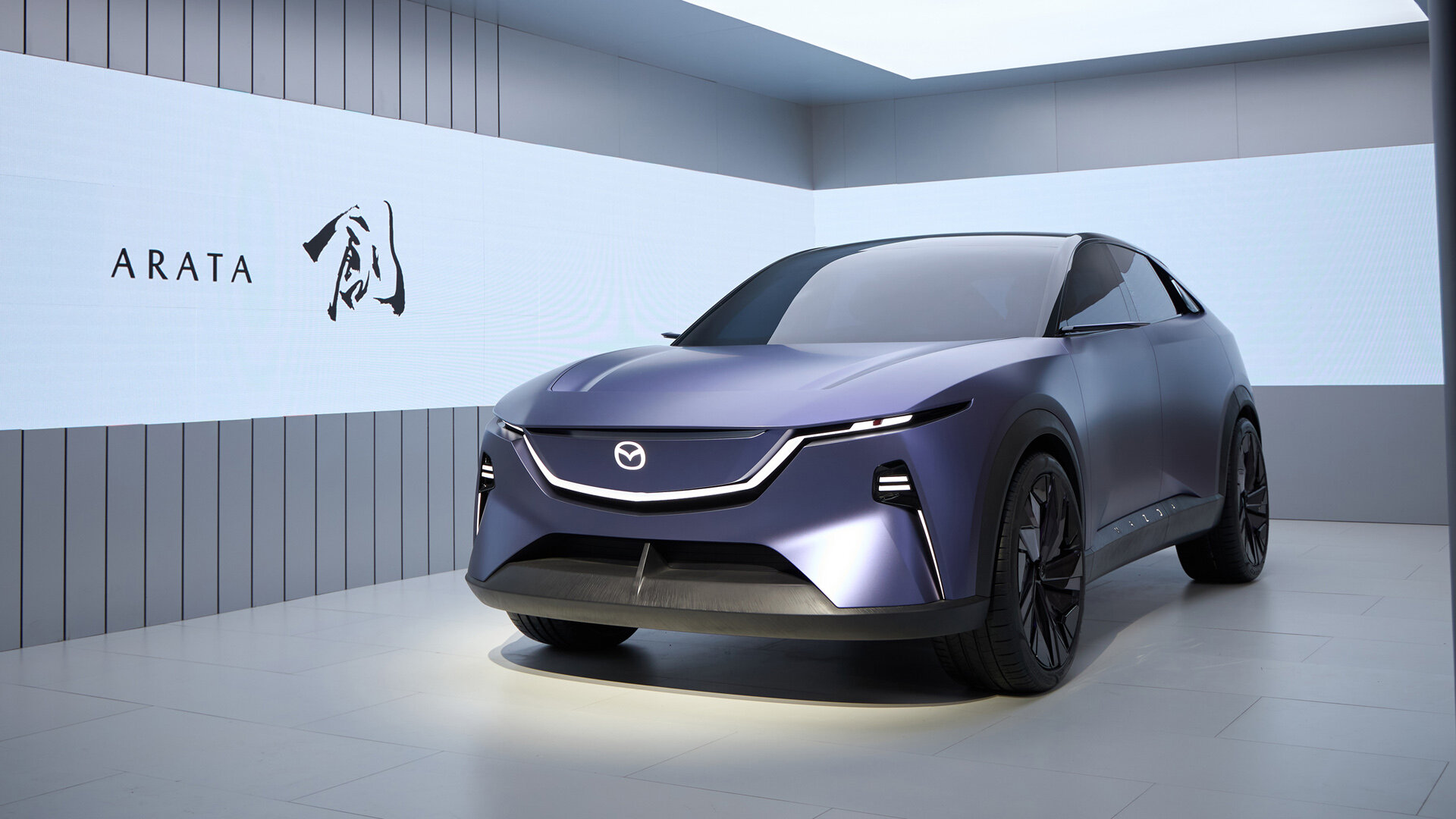 Mazda готовит электрическую версию кроссовера CX-60