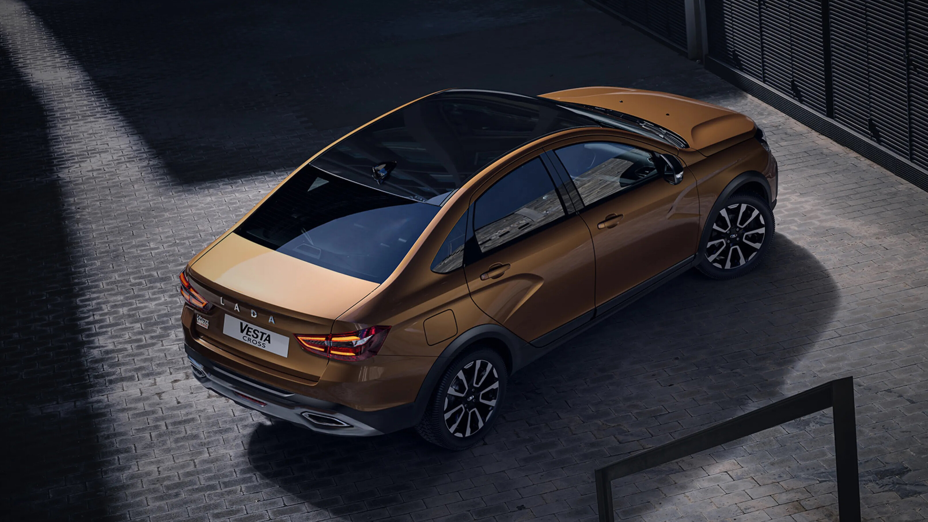 В России подорожали универсалы и кросс-версии Lada Vesta