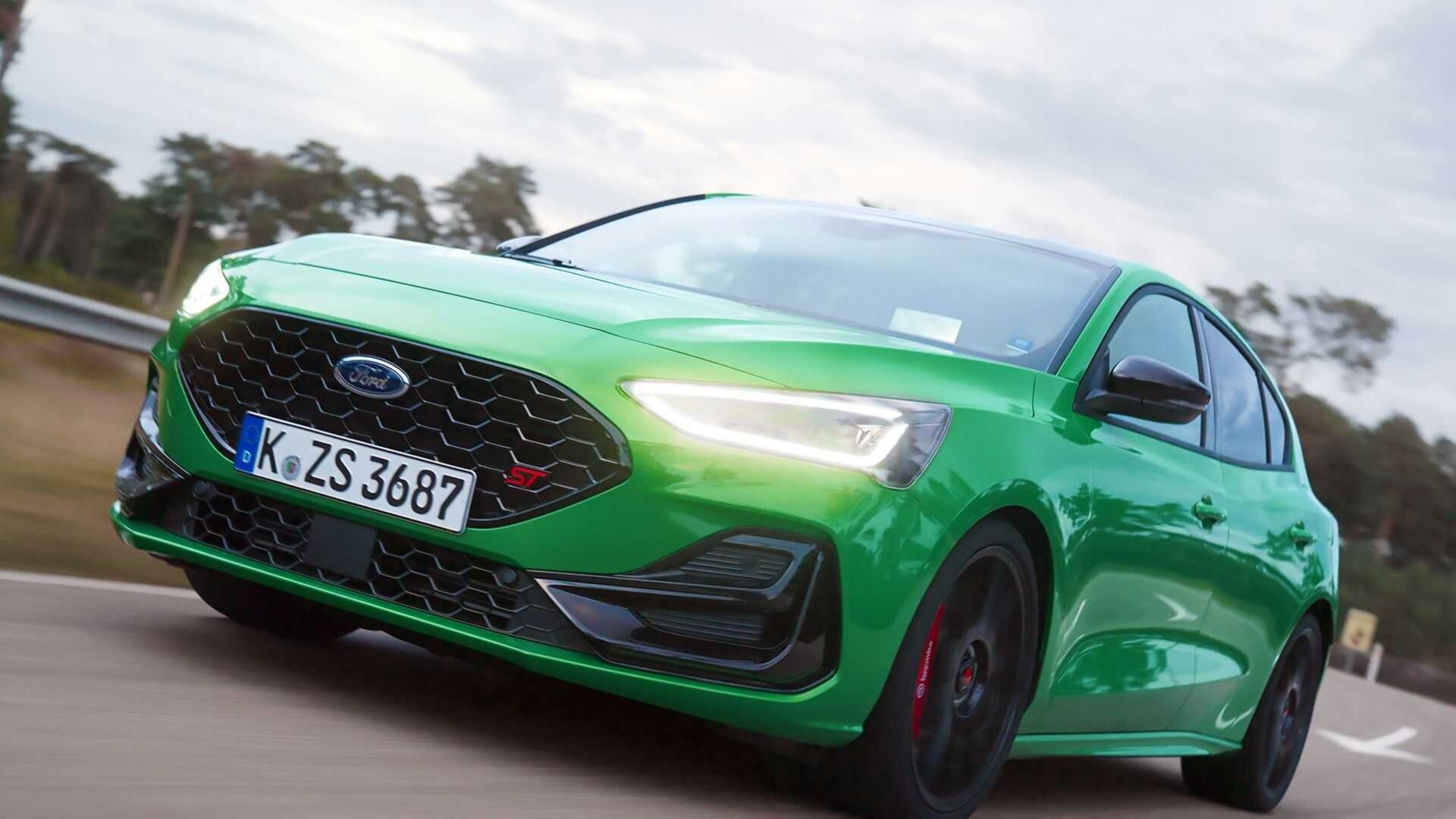 Ford Focus ST с «механикой» получил Track Pack с мощными тормозами