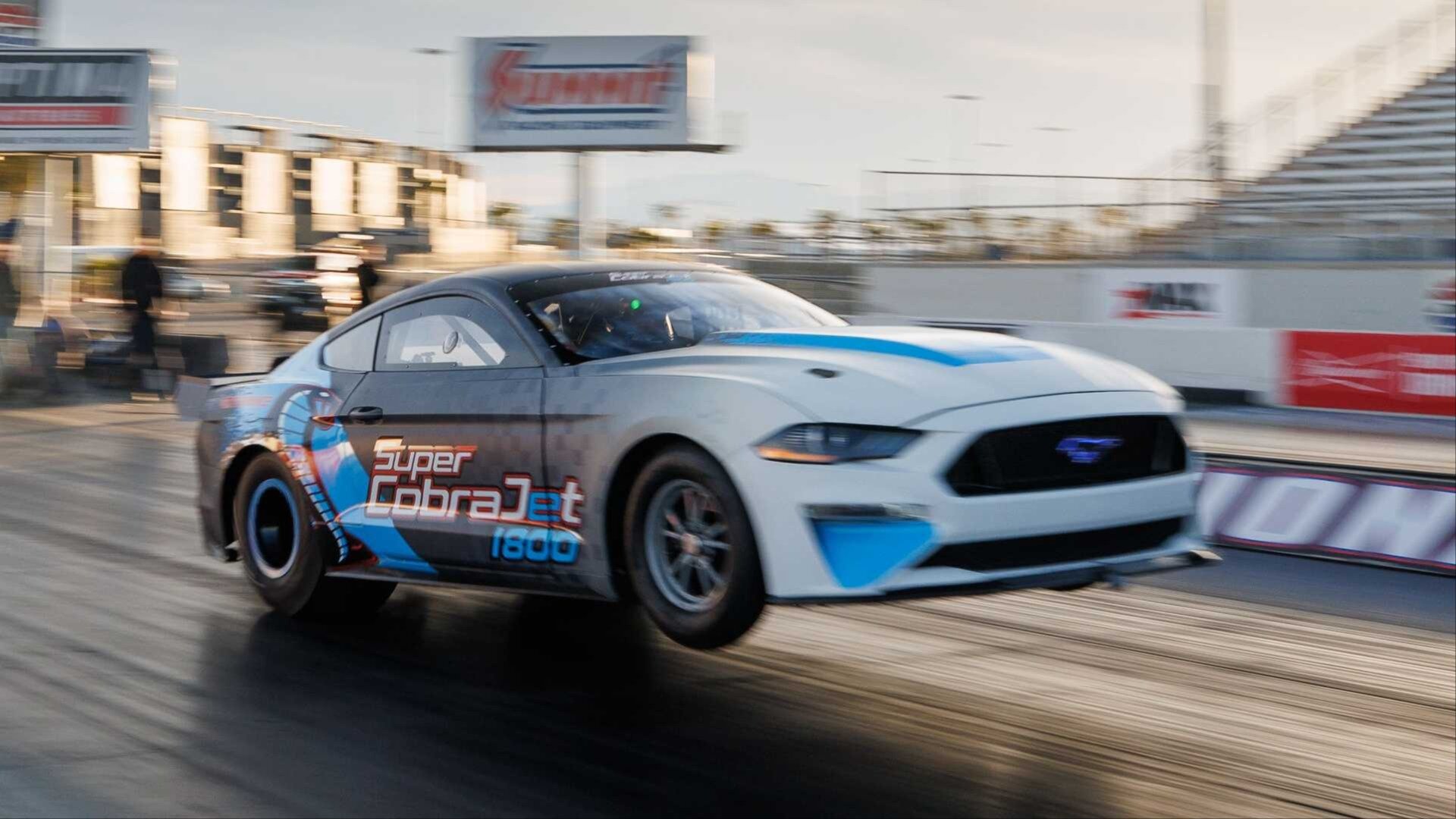 Ford попробует побить сразу несколько рекордов с помощью 1800-сильного электро-Мустанга