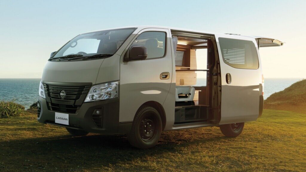 Кемпер Nissan Caravan MyRoom стал серийным