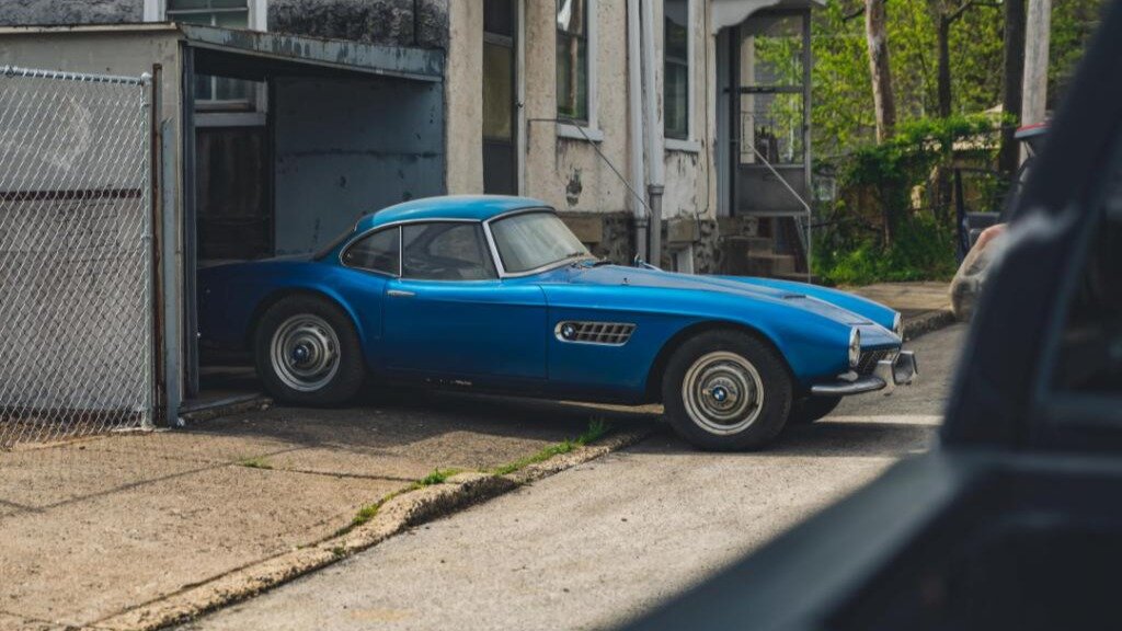 Очень редкий BMW 507 простоял в гараже 43 года. Теперь его могут продать за 2,2 миллиона долларов