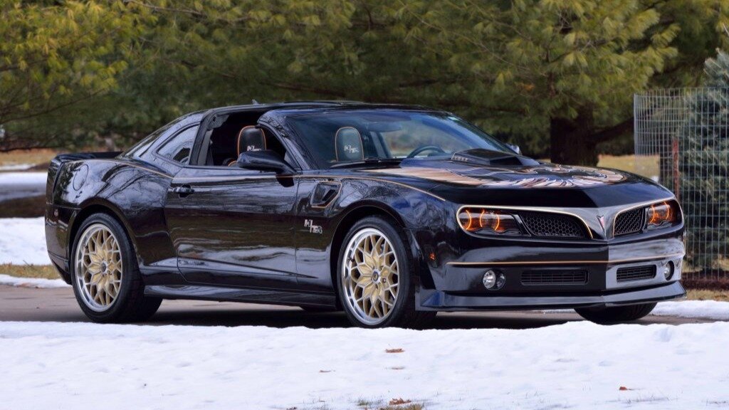 Один из 15 существующих спорткаров Camaro SS Trans Am Hurst Edition пустят с молотка
