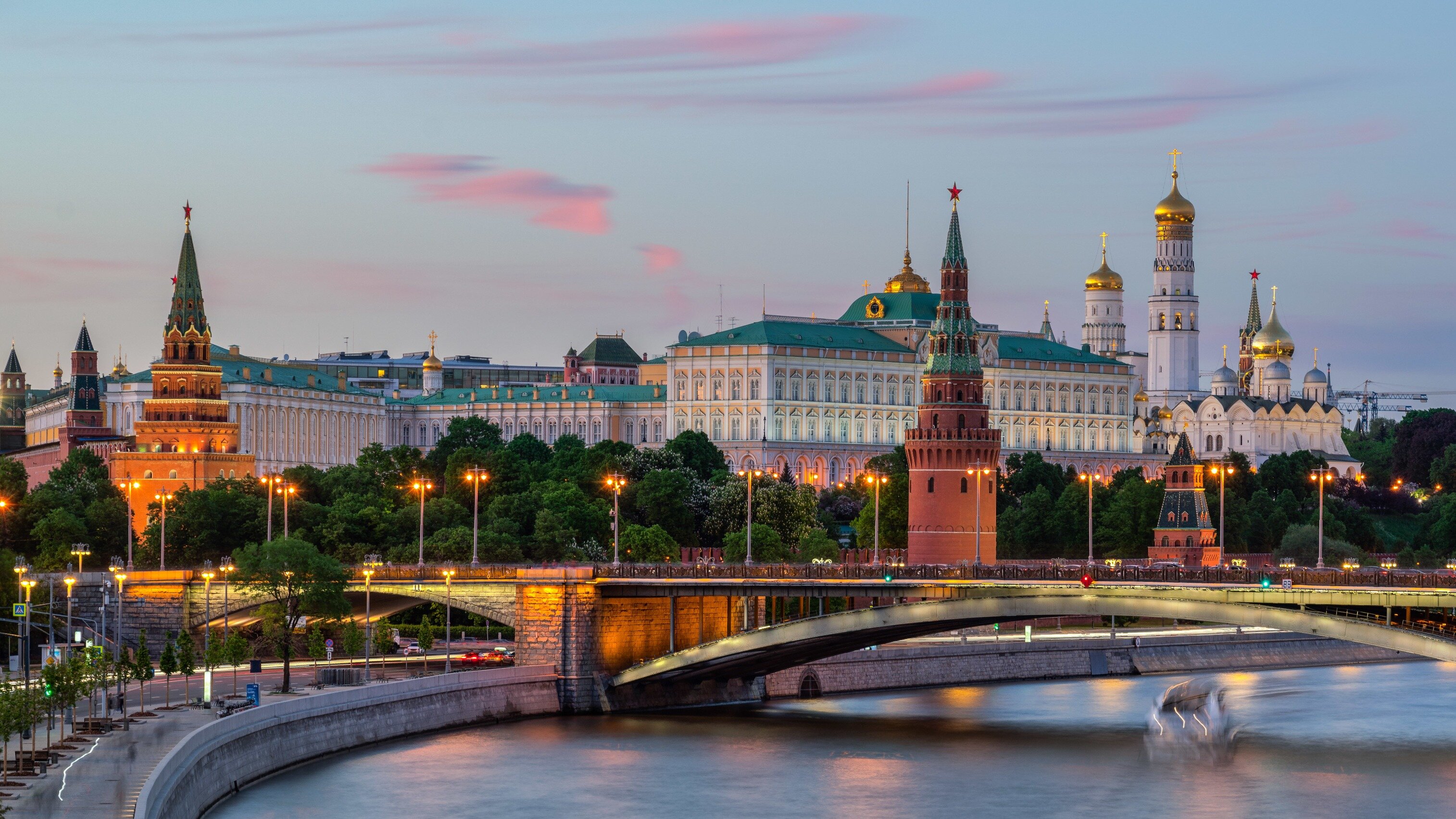 Госдума приняла закон о платных зонах для проезда автомобилей в Москве