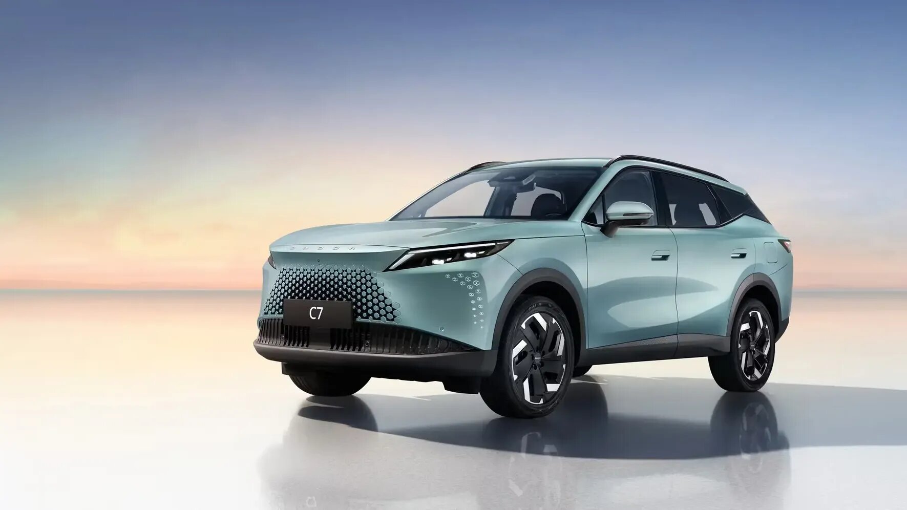 У кроссовера Omoda C7 2026 года выпуска осталась только одна комплектация