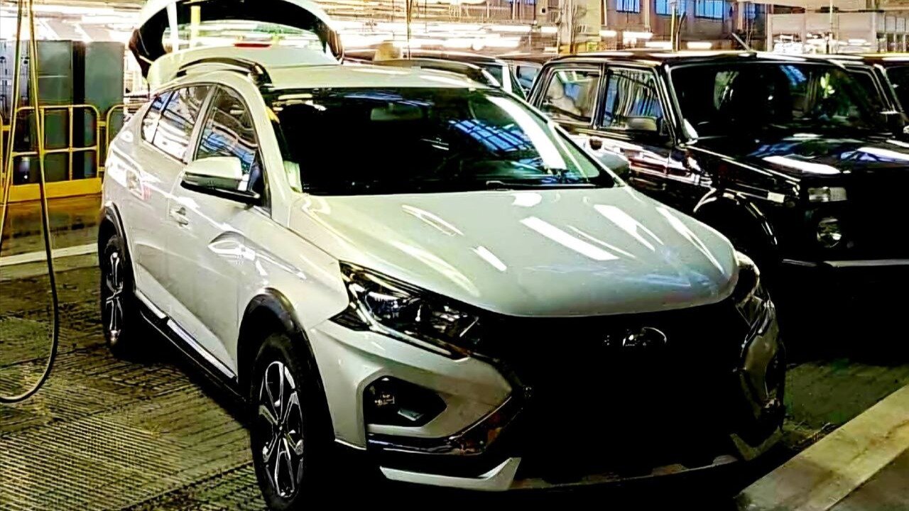Кросс-универсал Lada Iskra: первые фото