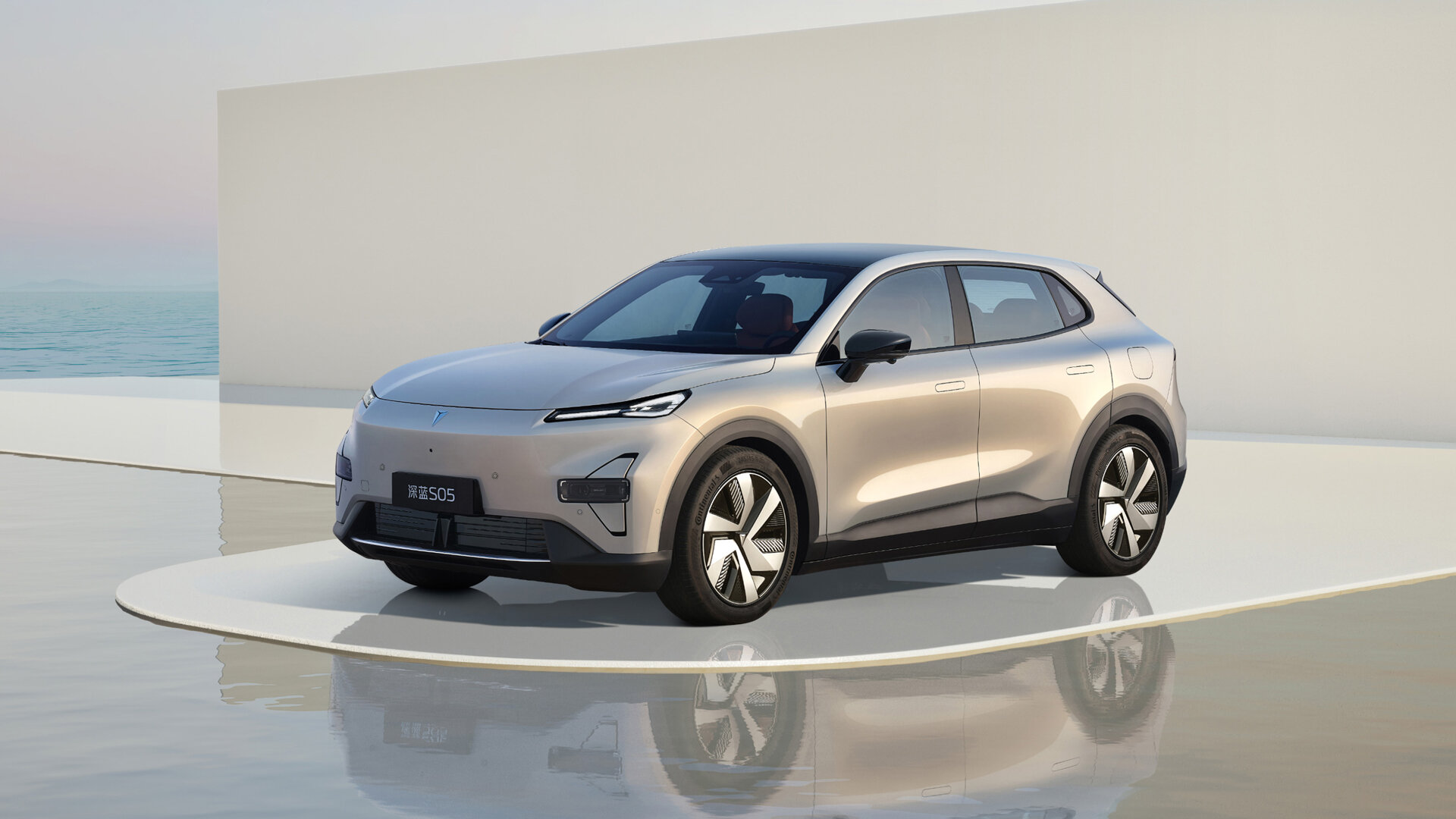Changan представил доступный кроссовер Deepal S05 размером с Toyota RAV4