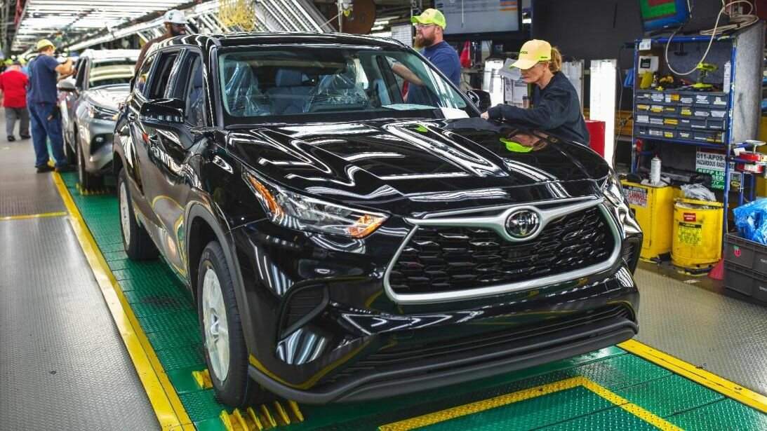 Toyota сократит производство автомобилей на 40 процентов