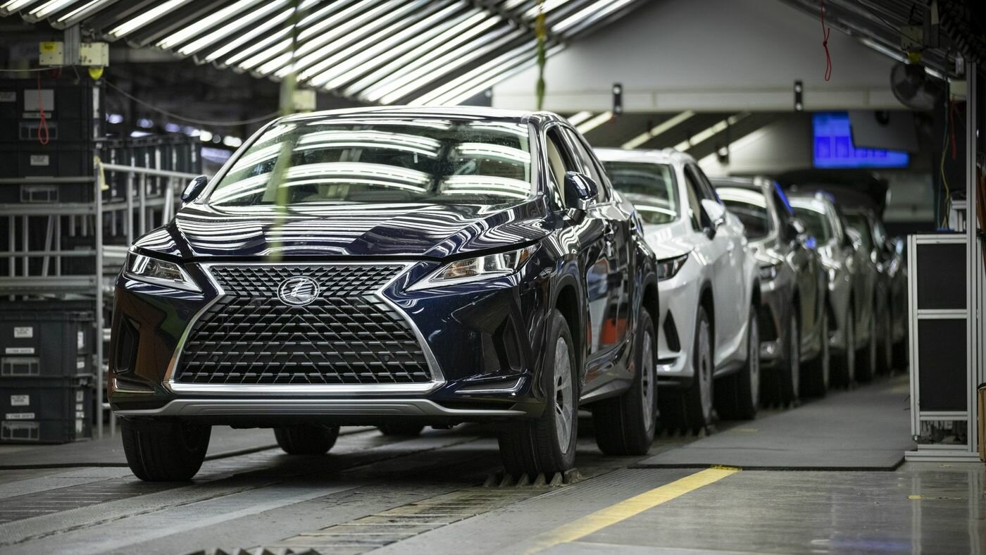 Продажи Lexus в Европе упадут на треть из-за санкций против России