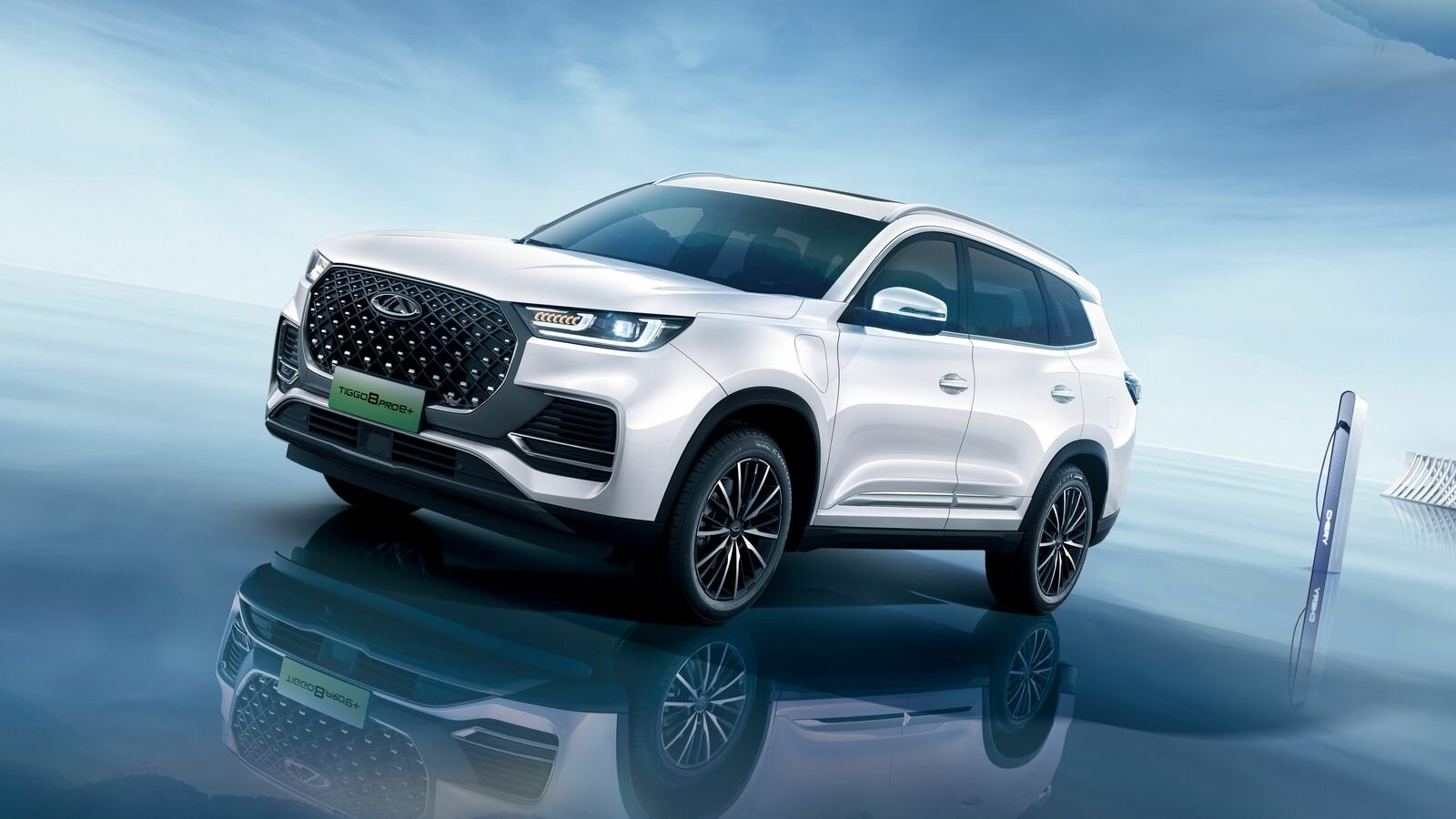 Стали известны сроки появления в России гибридного Chery Tiggo 8 Pro e+