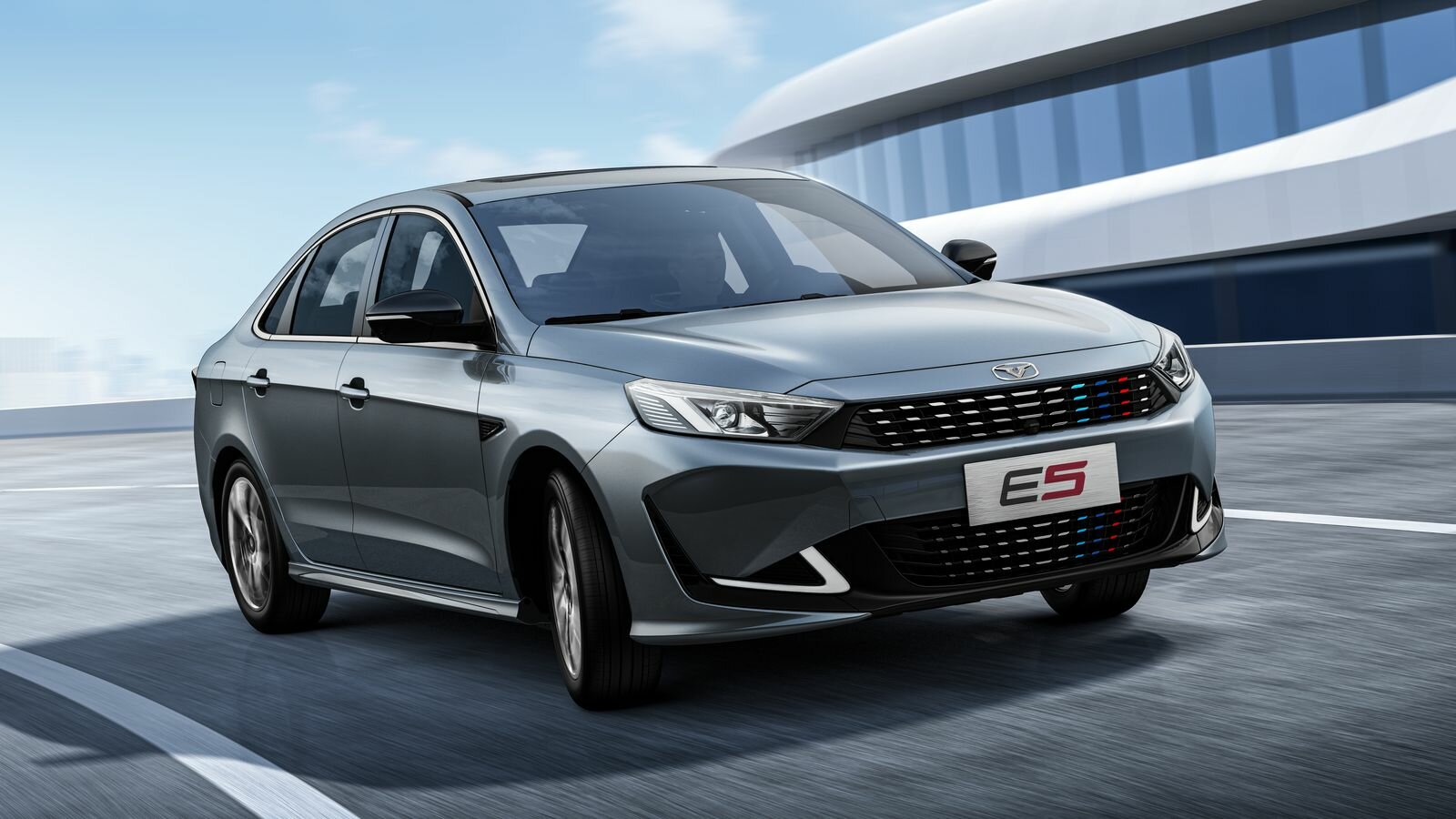 Седан Kaiyi E5 для России оценили на полмиллиона рублей дороже Lada Vesta