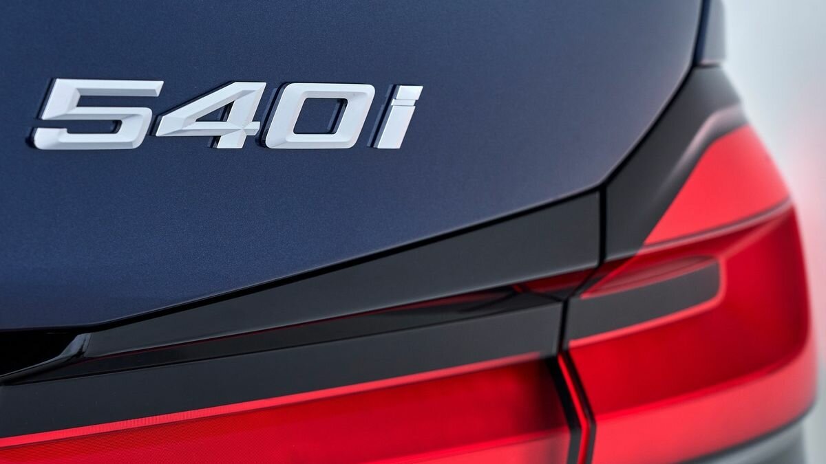 Бензиновые модели BMW лишатся буквы i в своих индексах