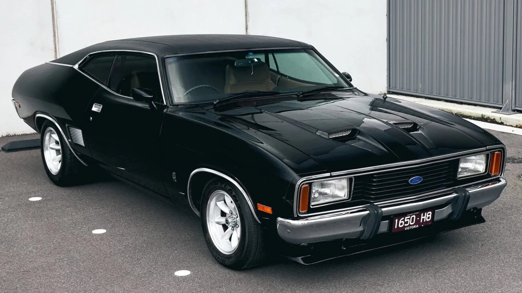 Редкий масл-кар Ford Fairmont 1978 года с V8 и «механикой» выставили на торги