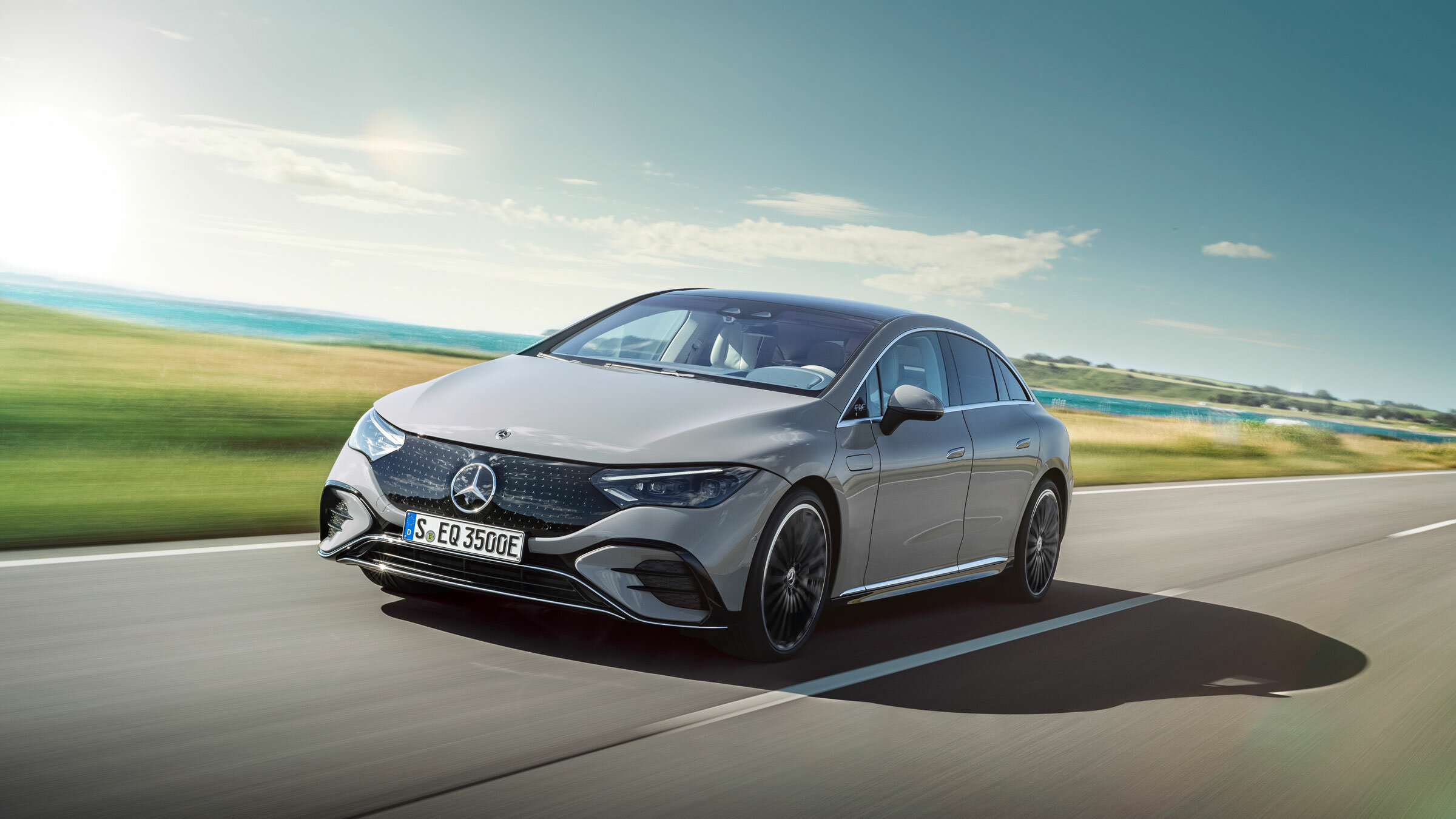 Электроседан Mercedes-Benz EQE: просторнее E-класса и с запасом хода в 545–660 километров