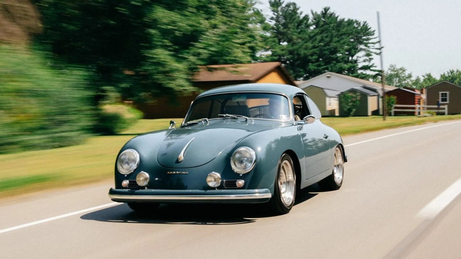 Один из первых Porsche оснастили большим мотором и выставили на продажу