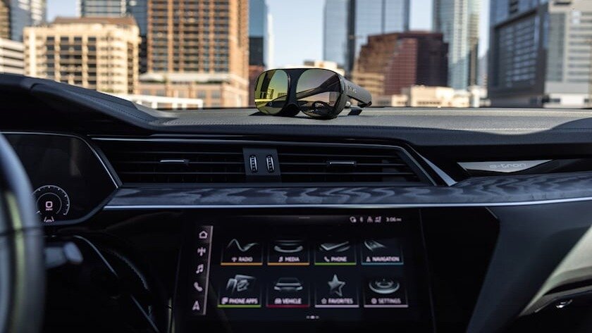 Для Audi можно заказать очки виртуальной реальности за 750 долларов