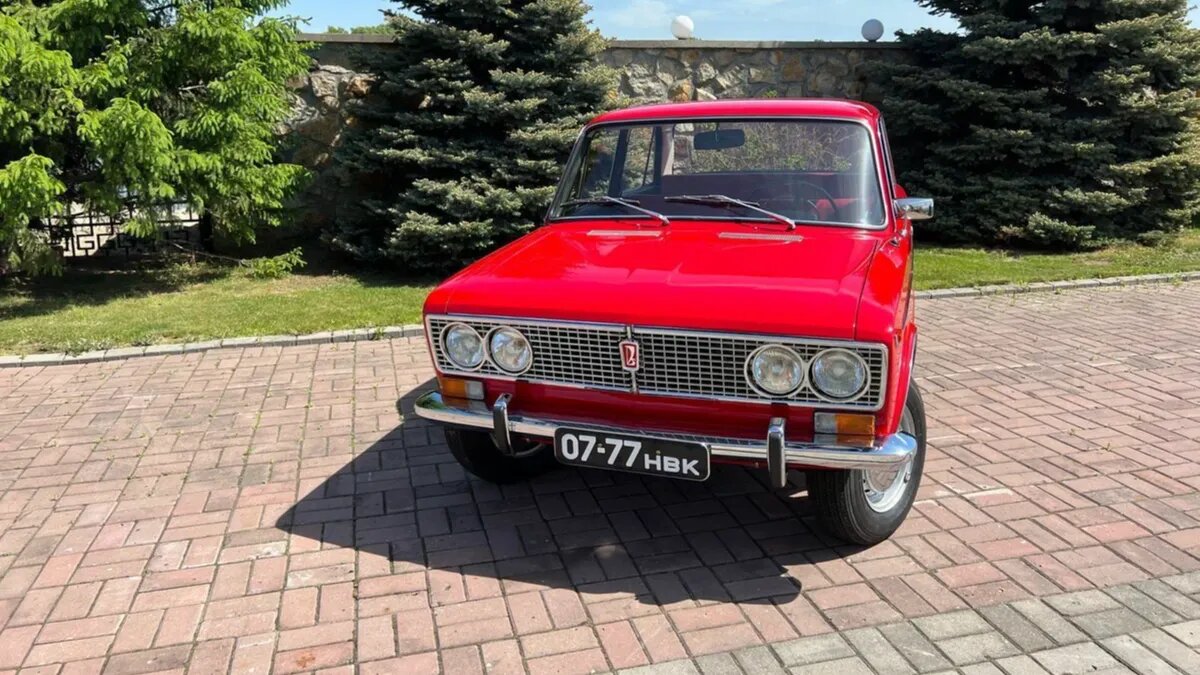 Редчайший ранний ВАЗ-2103 с итальянскими деталями выставили на продажу