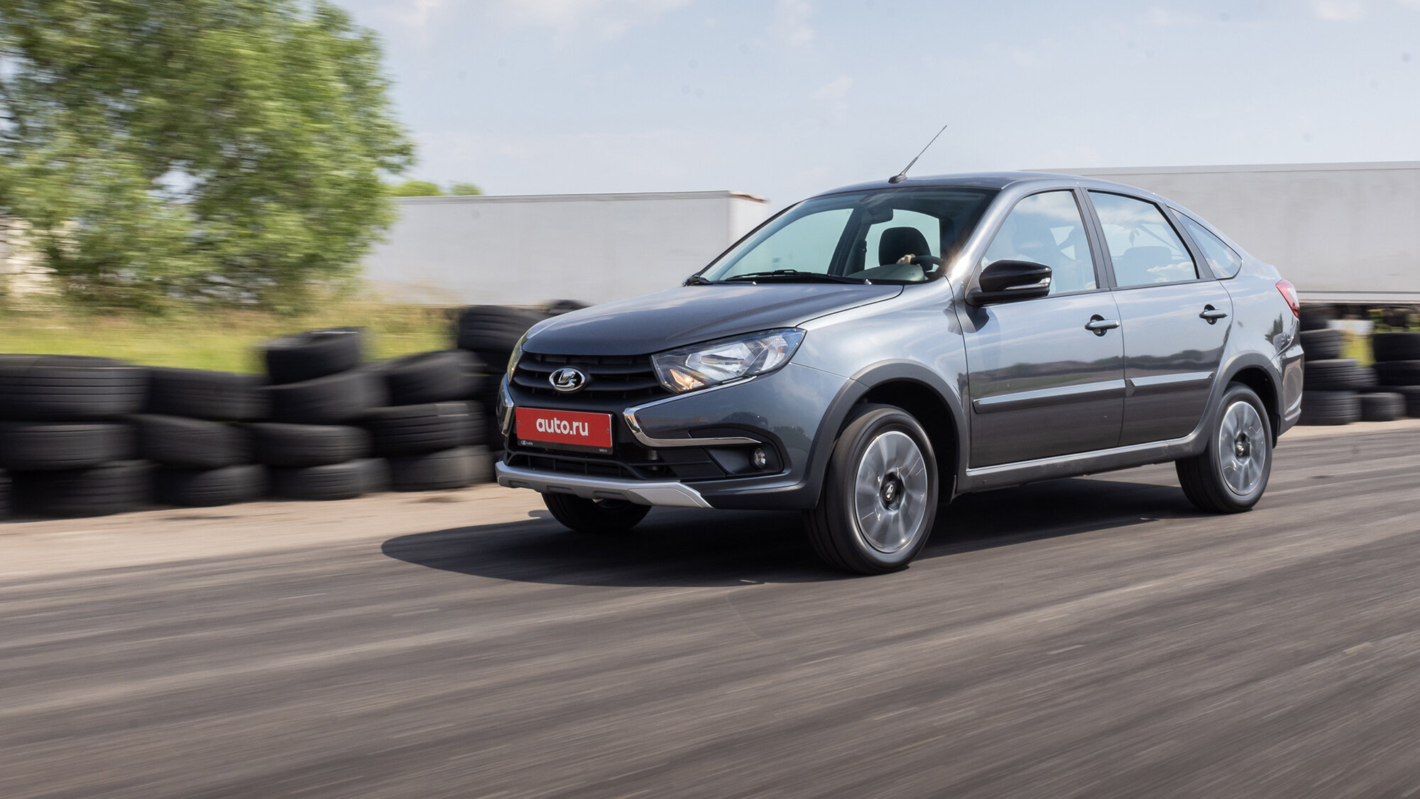 Тест Lada Granta Active Cross: пять фактов о самом дорогом бюджетнике рынка