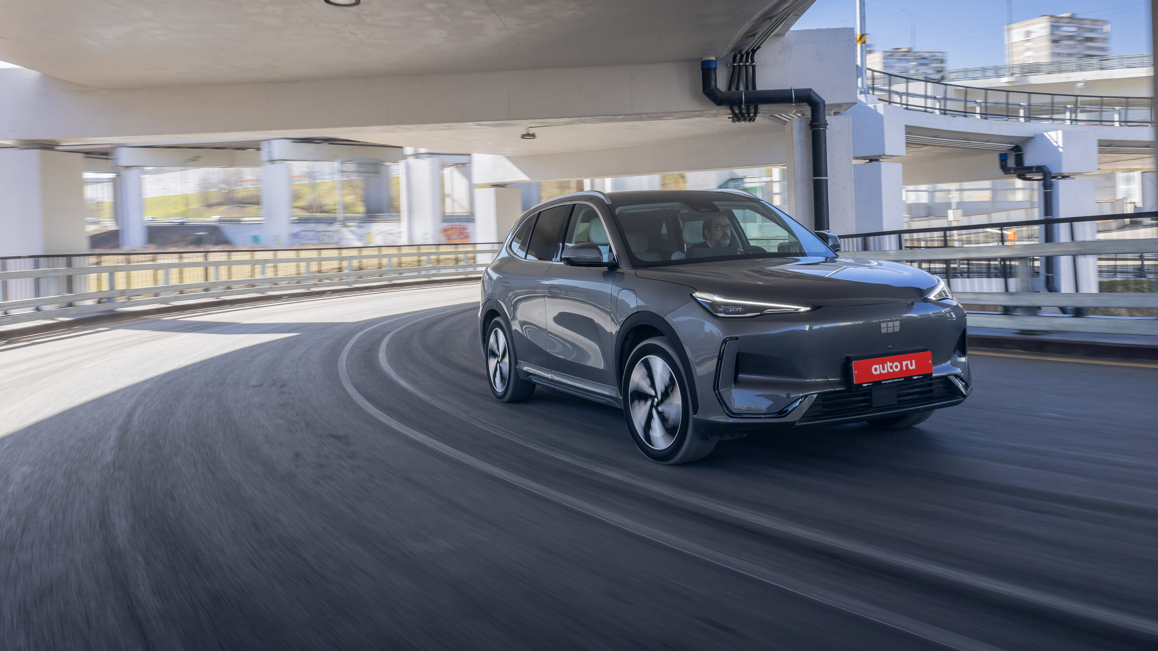 Подробный тест и обзор Geely EX5: плюсы и минусы электрокроссовера с официальной гарантией