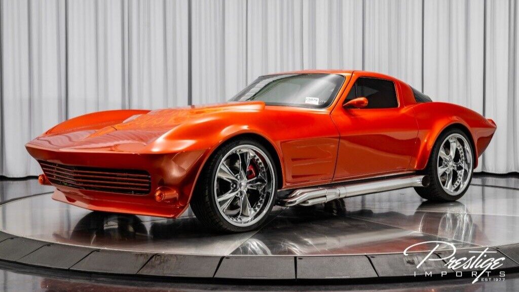 На продажу выставлен уникальный рестомод Chevrolet Corvette: стоит почти 30 миллионов рублей