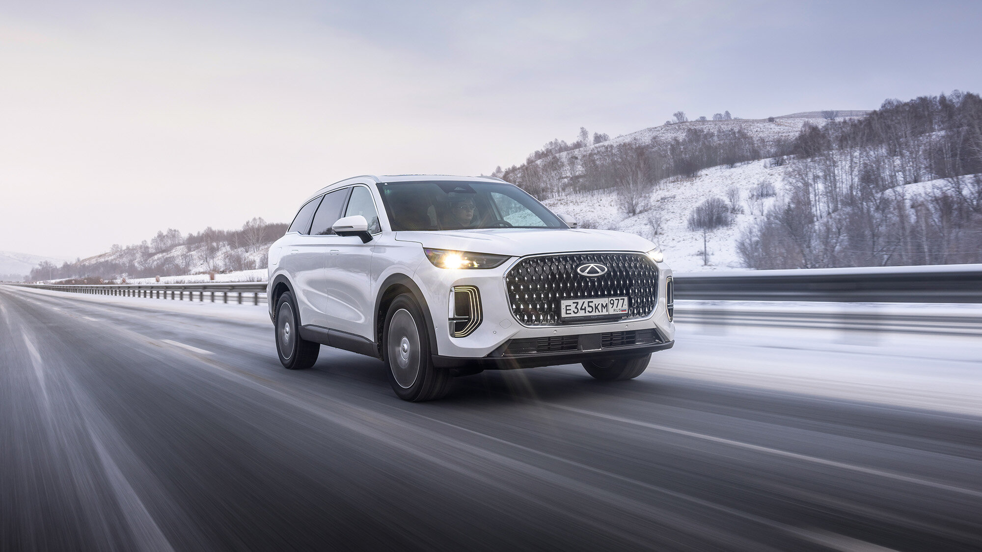 Первый тест Tiggo 9 — самого дорогого Chery, у которого в РФ есть близкий «родственник»