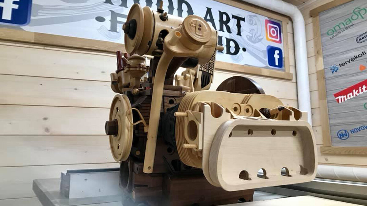 В Финляндии вручную построили двигатель VW Beetle. Из дерева