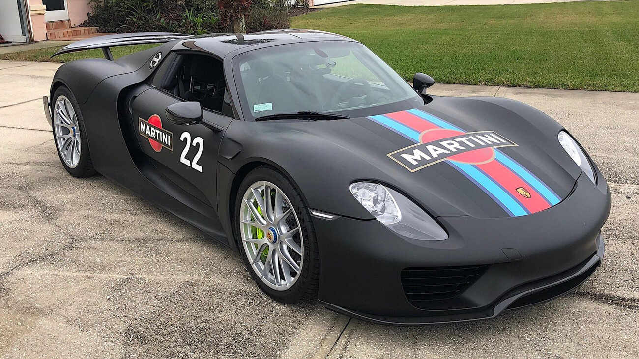 Единственный в мире Porsche 918 Spyder с огнестойким салоном продают в полтора раза дороже нового